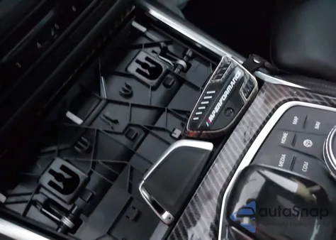 2019 BMW 330I xDrive z USA, uszkodzony, nr VIN WBA5R7C50KAJ79534